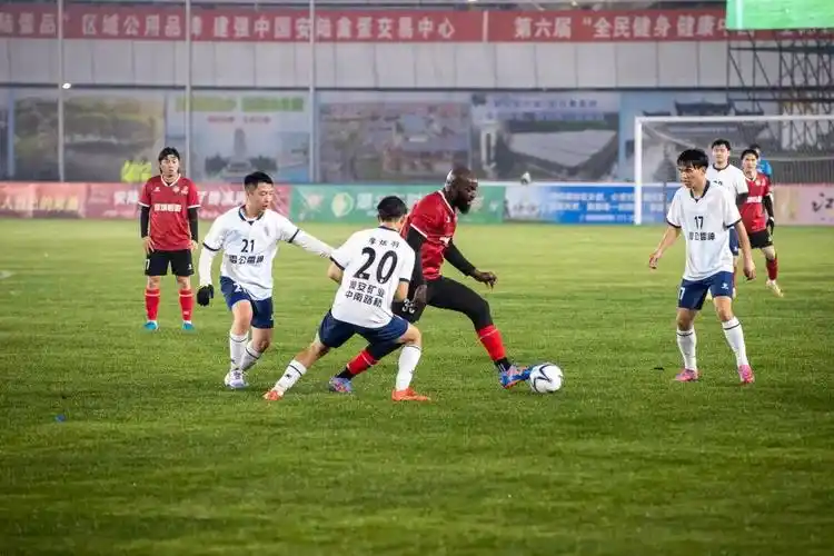 世俱杯：利物浦 VS 开罗国民